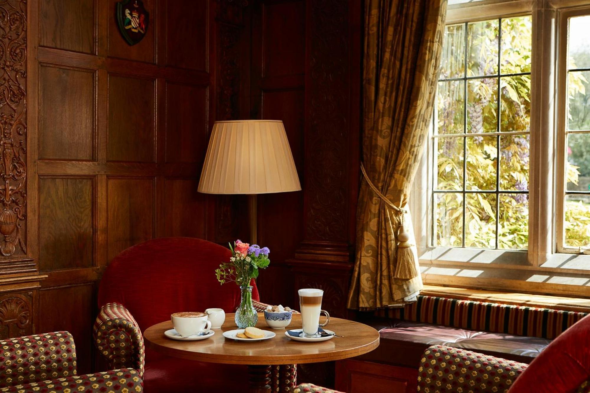 Macdonald Elmers Court Hotel Лимингтън Екстериор снимка